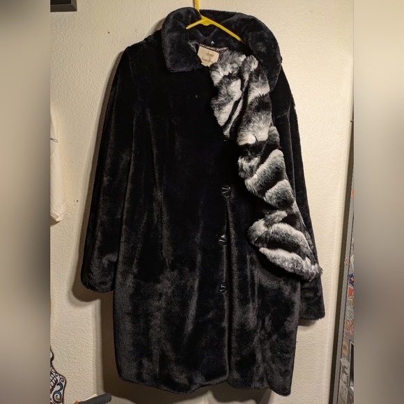 Dennis By Dennis Basso Luxurious Black Faux Fur Coat - Picture 1 of 11